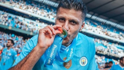 亿万28-罗德里：赛程过载或致球员罢工，40-50场为合理数量