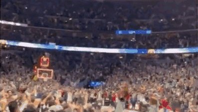 亿万28官网-爱德华兹被控砸伤球场工作人员 或面临18个月监禁