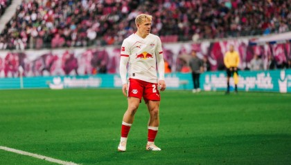 莱比锡官方：中场施拉格尔将在本赛季结束后自由身离队